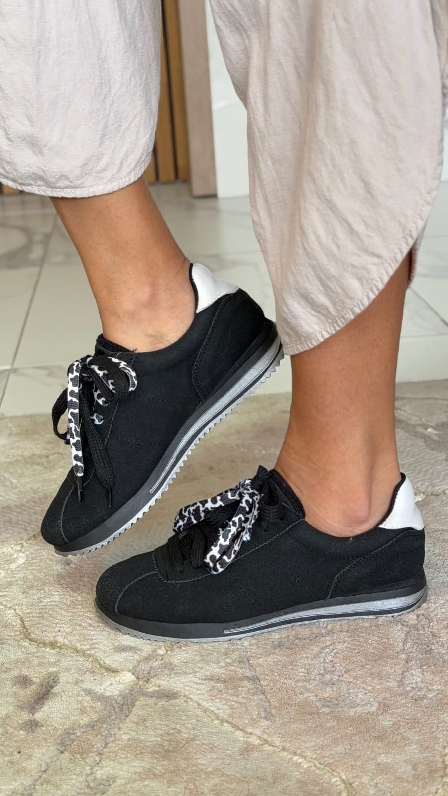 TENIS BORRADOR