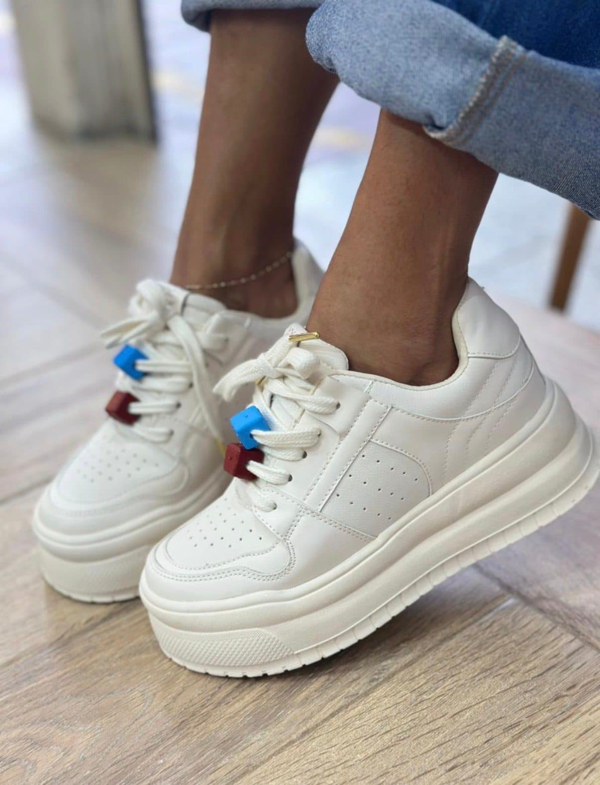 TENIS MELINA